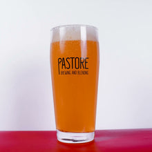 Load image into Gallery viewer, Il Crumble - Pastore Brewing - Pear Orange Hazelnut Vanilla Sour, 5%, 440ml Can
