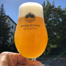 Load image into Gallery viewer, Mucho Talus - Basqueland Brewing Co - DDH IPA, 5.7%, 440ml Can
