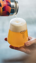 Load image into Gallery viewer, Sunset Trains - Track Brewing - Pale Ale, 5.2%, 440ml Can
