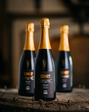 Load image into Gallery viewer, Bzart Lambik Brut 2016 - Oud Beersel - Sparkling Lambic, 7%, 750ml Sharing Beer Bottle
